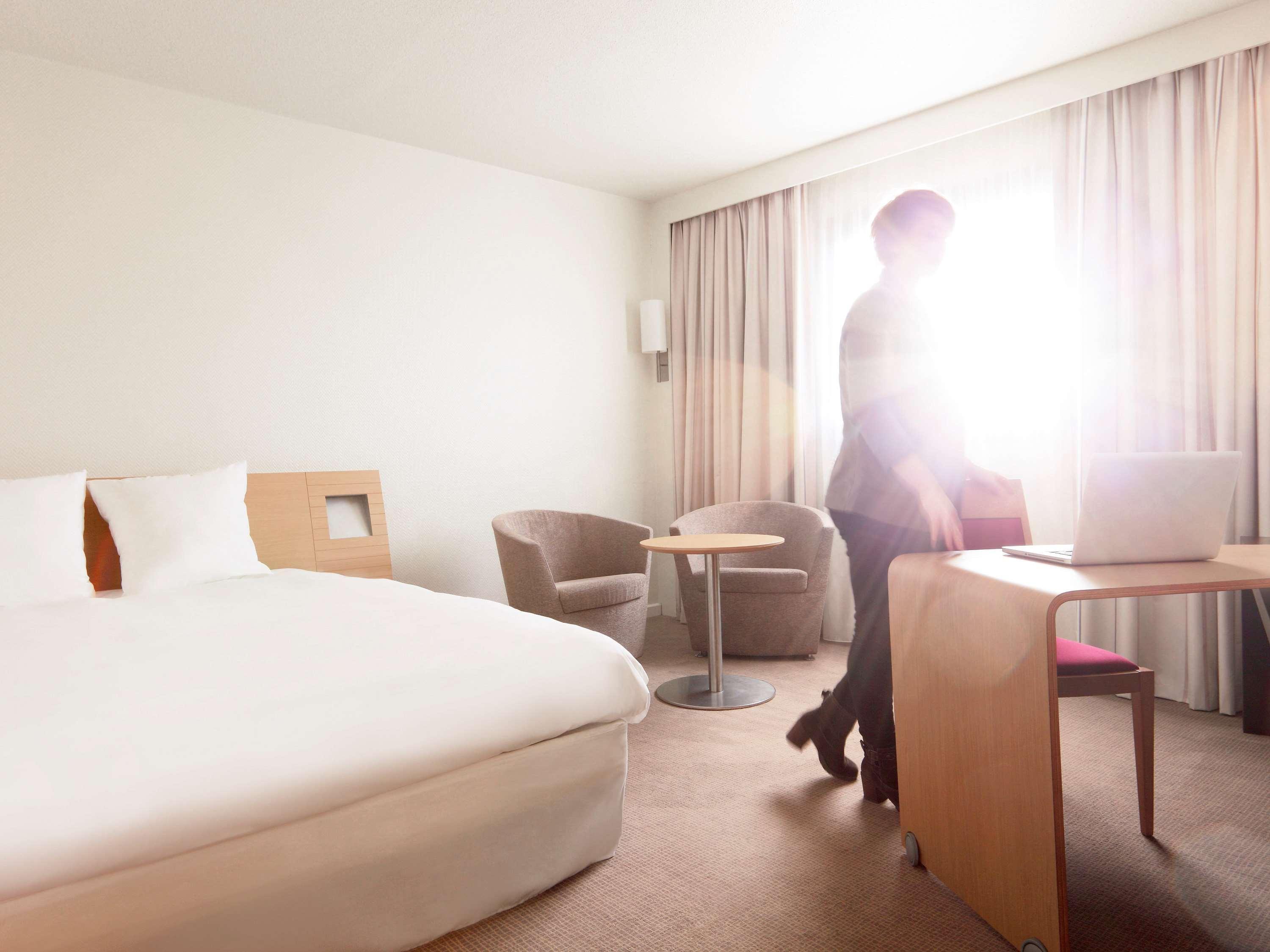 Novotel Atria Nimes Centre Eksteriør bilde
