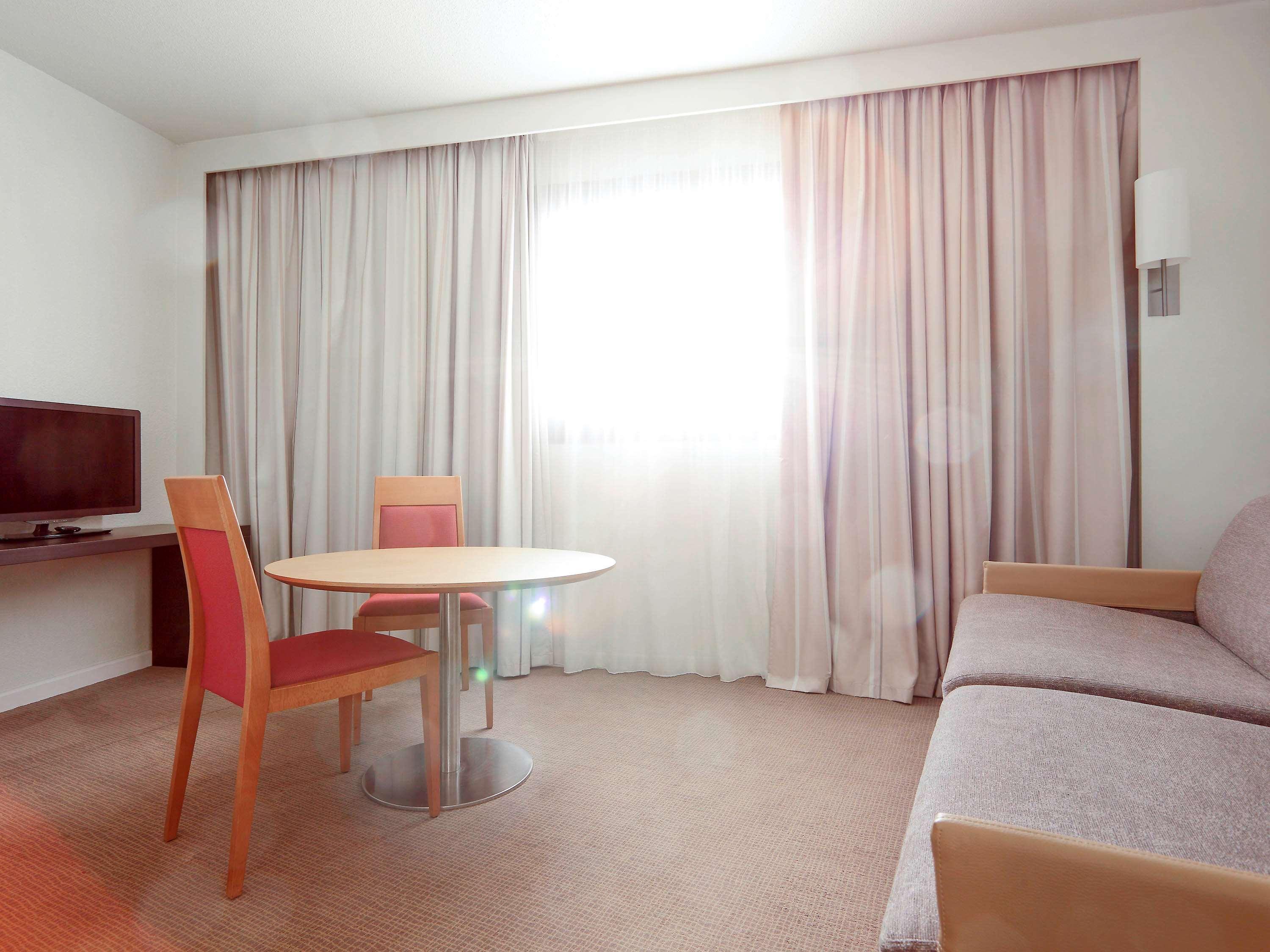 Novotel Atria Nimes Centre Eksteriør bilde