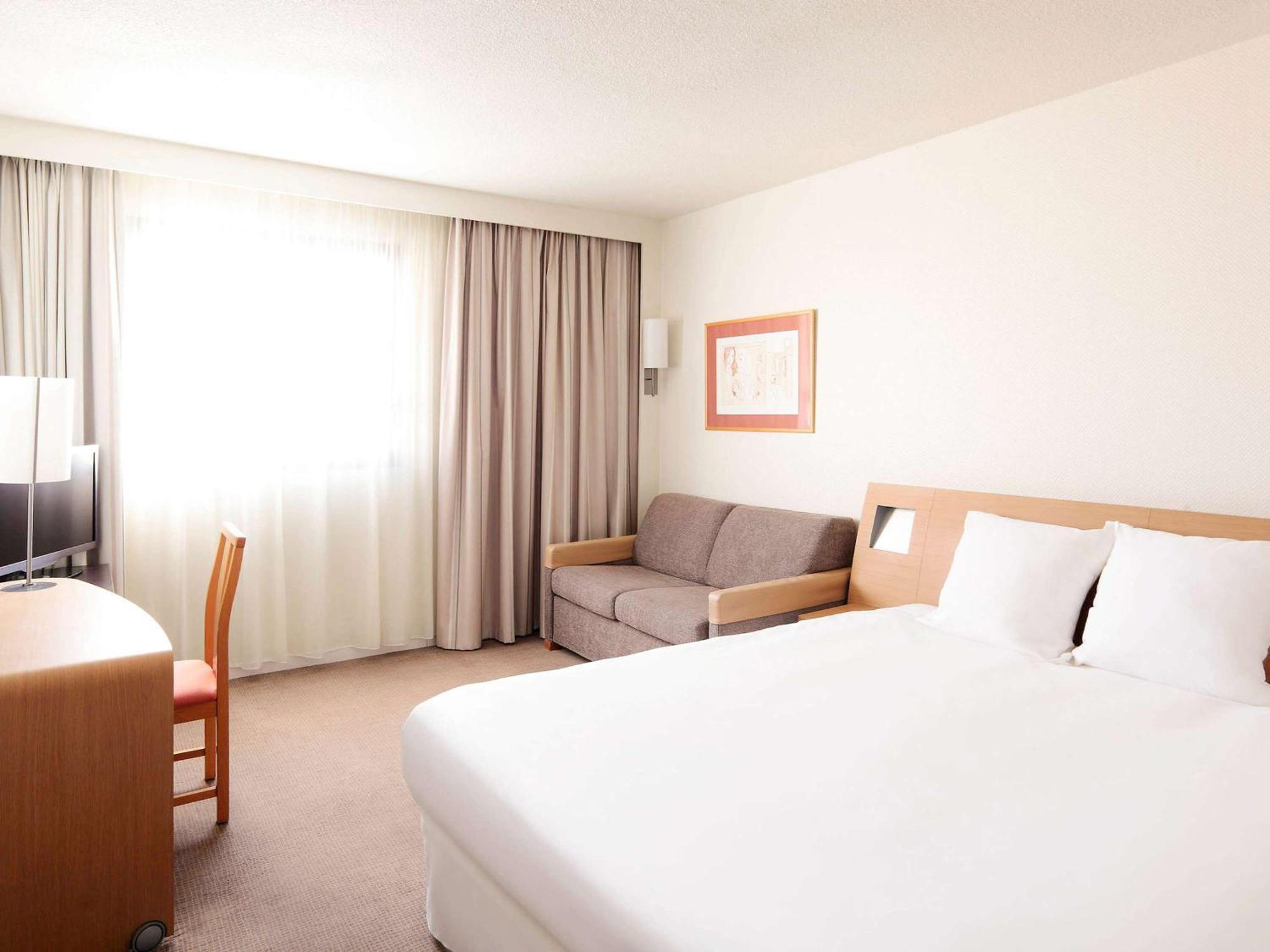 Novotel Atria Nimes Centre Eksteriør bilde